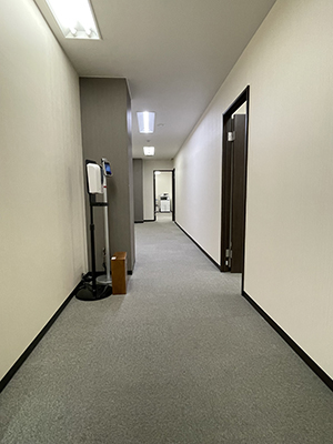 増設した壁と扉