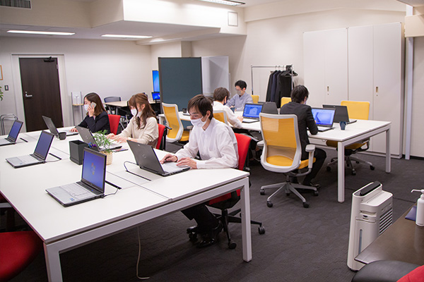 オフィス見学ツアー2